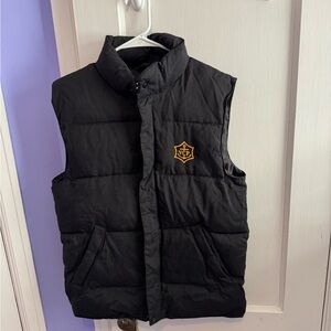 VEUVE CLICQUOT CHAMPAGNE Black Puffer Ski Vest SM